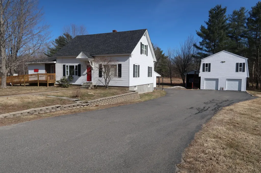 489 Leighton Road Augusta ME 04330