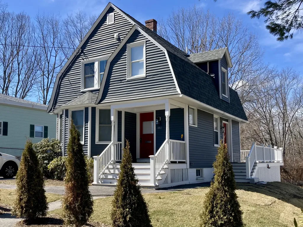 102 Veranda Street Portland ME 04103