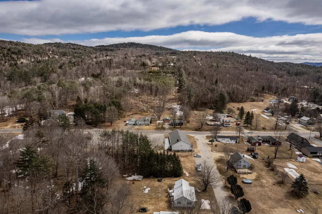 13 Robbins Avenue Dixfield ME 04224