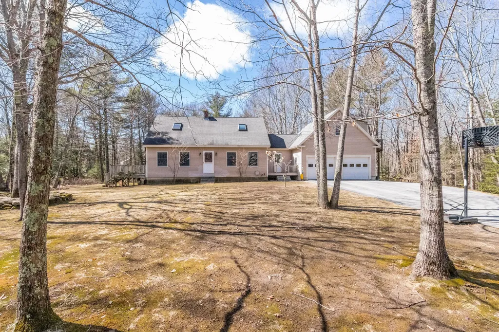 28 Inland Farm Road Windham ME 04062
