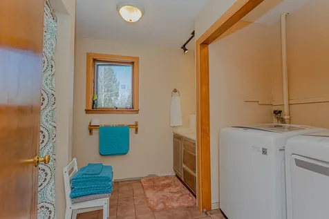 174 Vienna Road Chesterville ME 04938