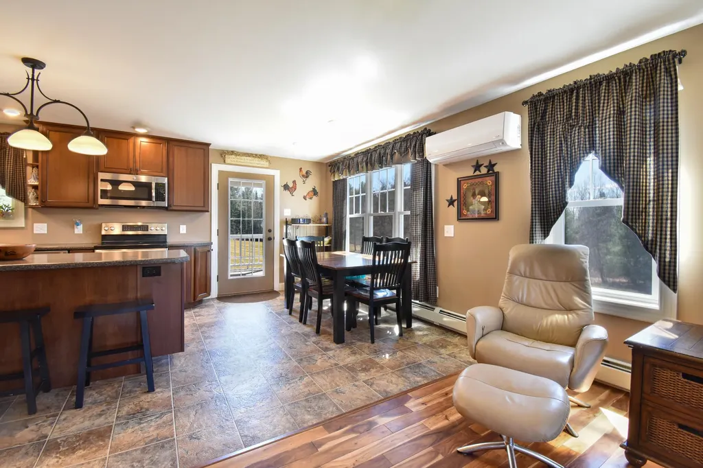 57 W Merrill Road Topsham ME 04086
