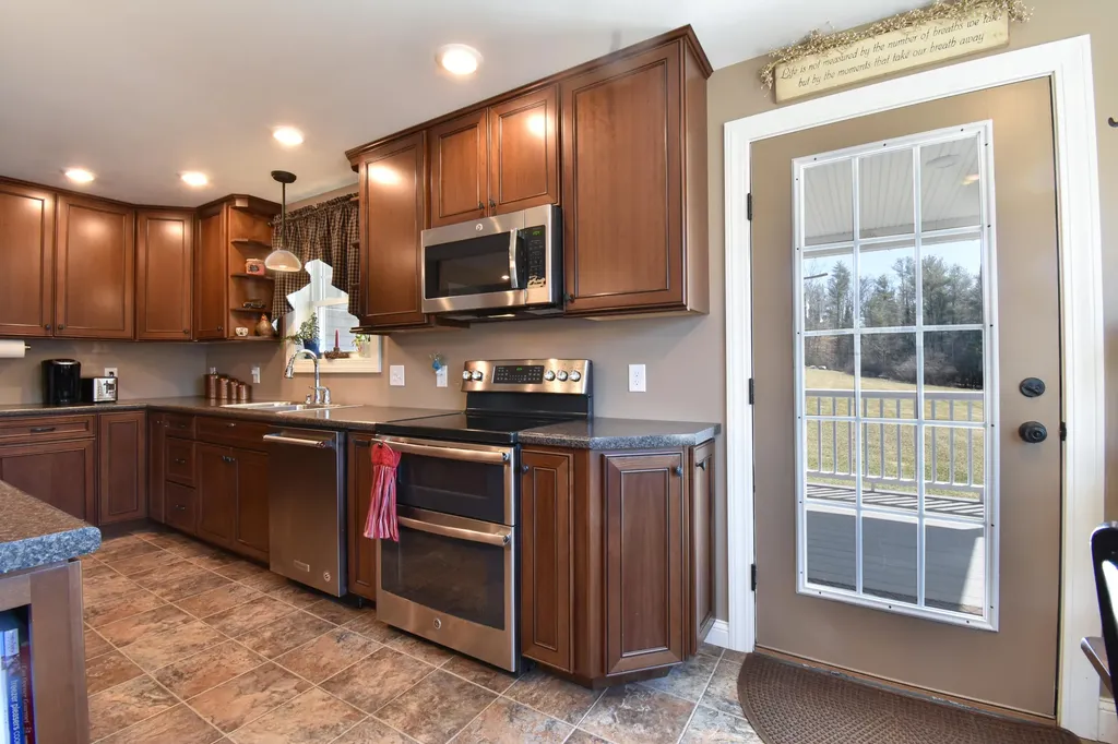 57 W Merrill Road Topsham ME 04086