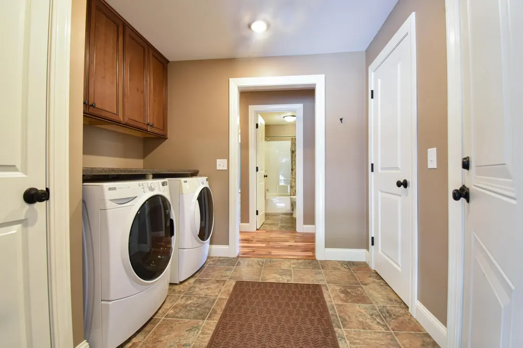 57 W Merrill Road Topsham ME 04086