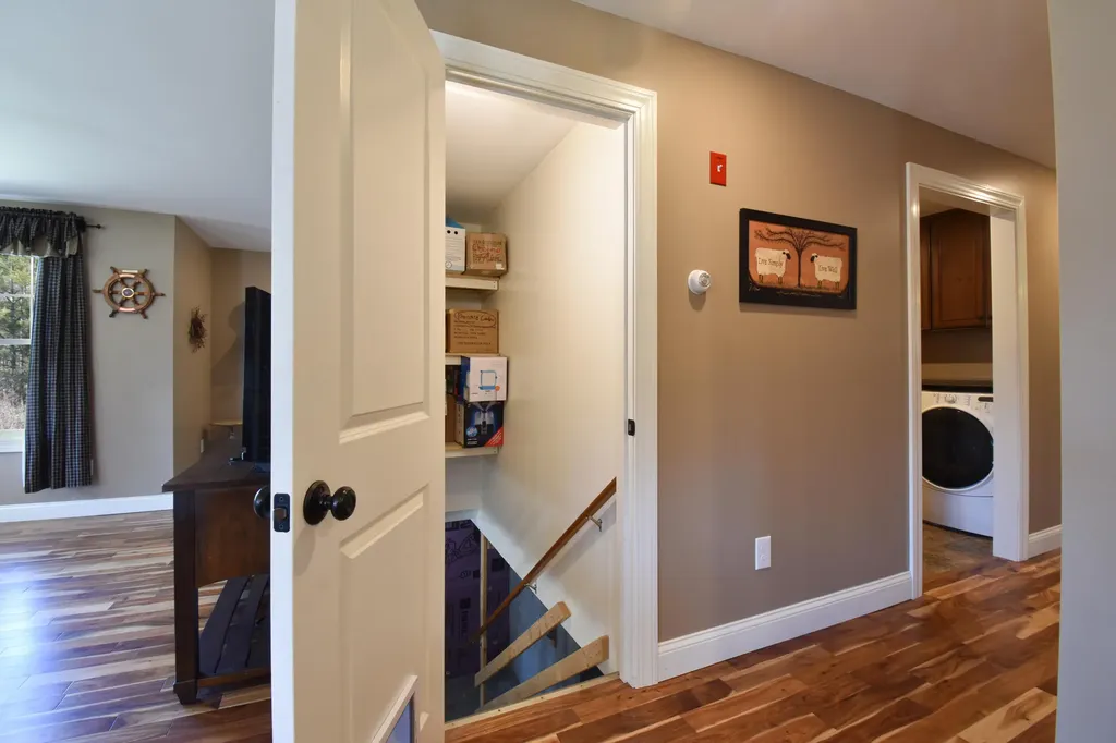 57 W Merrill Road Topsham ME 04086