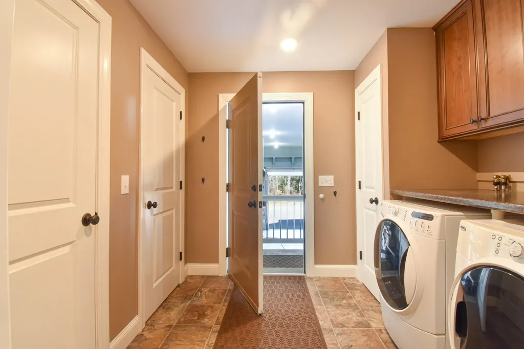 57 W Merrill Road Topsham ME 04086