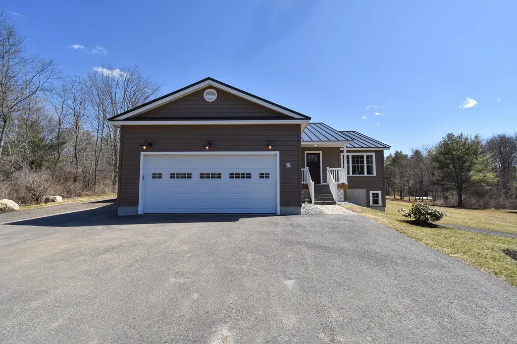 57 W Merrill Road Topsham ME 04086