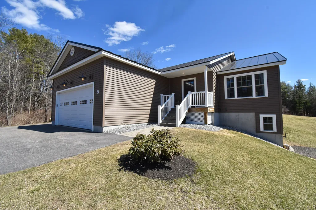57 W Merrill Road Topsham ME 04086