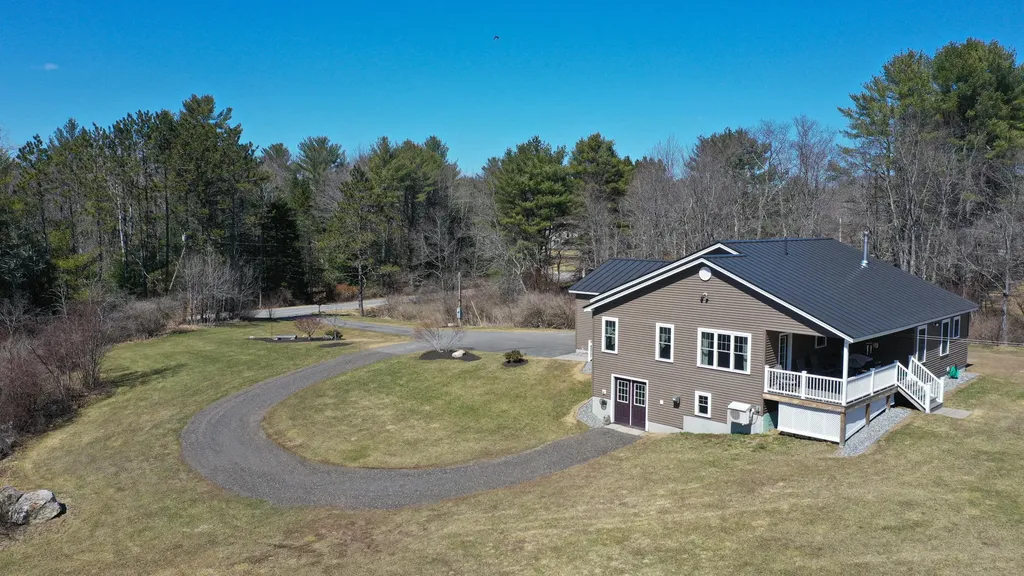 57 W Merrill Road Topsham ME 04086