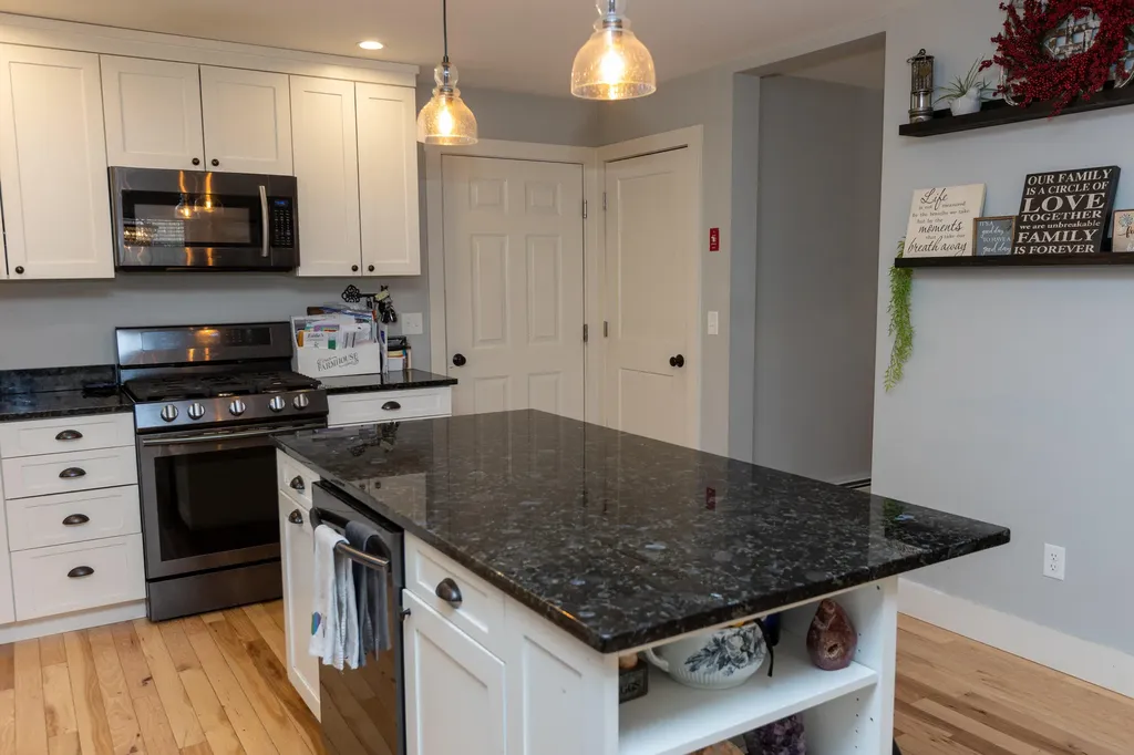 4 Frenchmans Lane Windham ME 04062