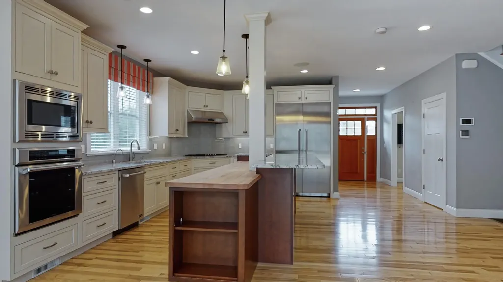 85 Farm View Way Wells ME 04090