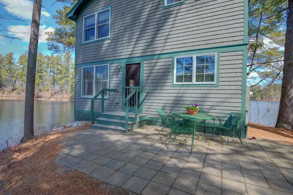 92 West Second Street North Berwick ME 03906