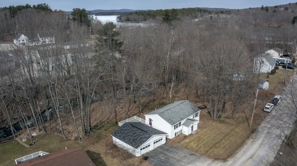 80 Oak Hill Road Auburn ME 04210