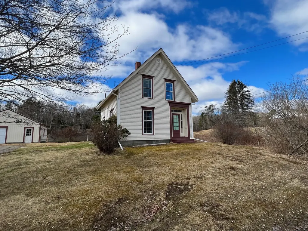 108 Winslows Mills Road Waldoboro ME 04572