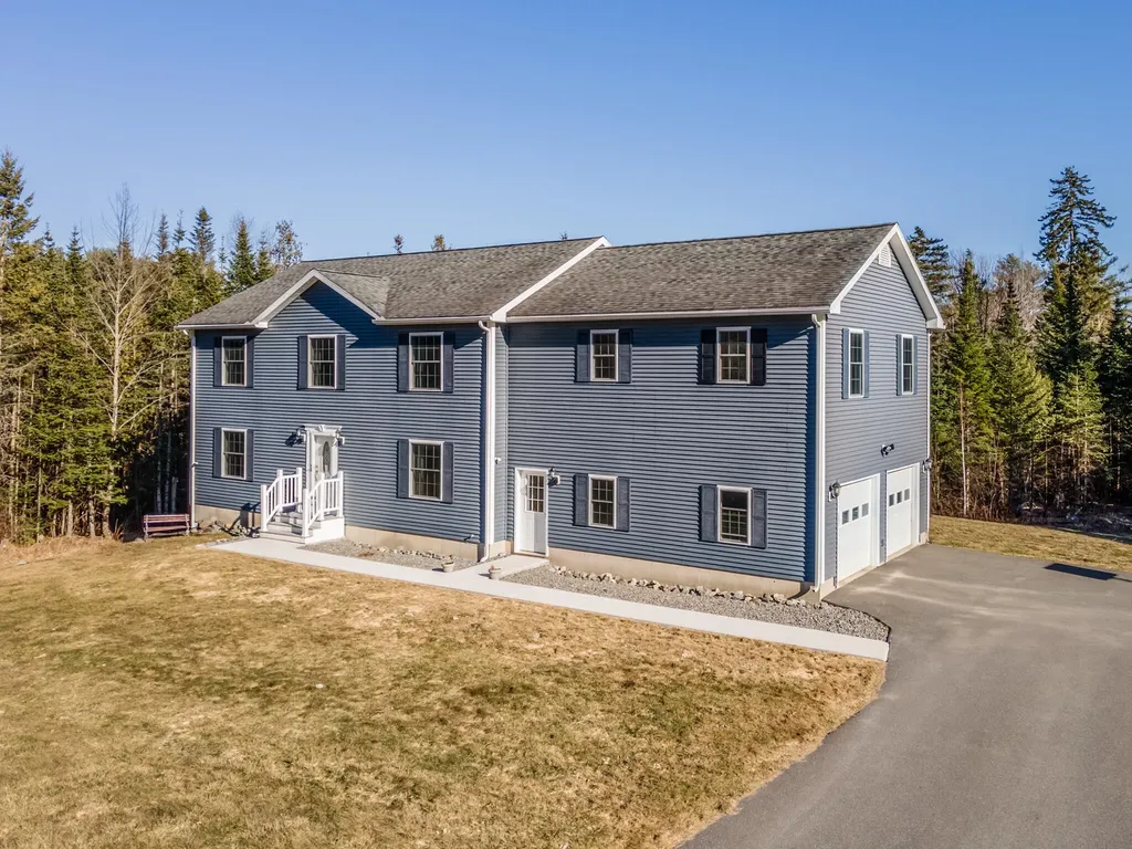12 Stetson Drive Hampden ME 04444