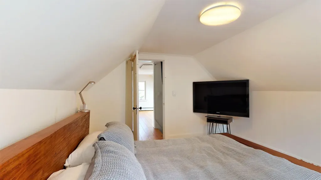 82 Whitten Hill Road Kennebunkport ME 04046