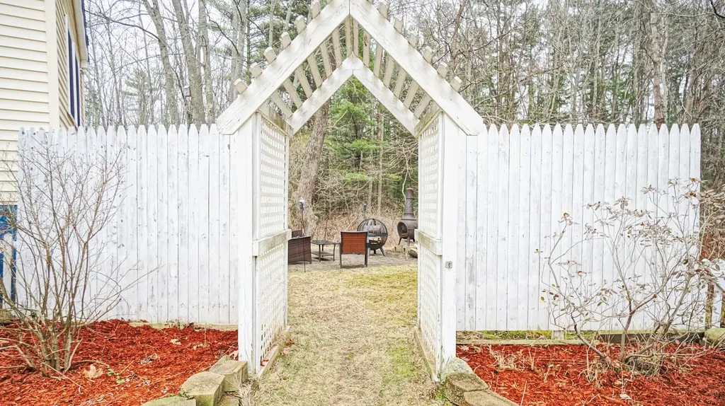 88 Old Port Road Kennebunk ME 04043