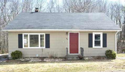 15 Pleasant Street Hampden ME 04444