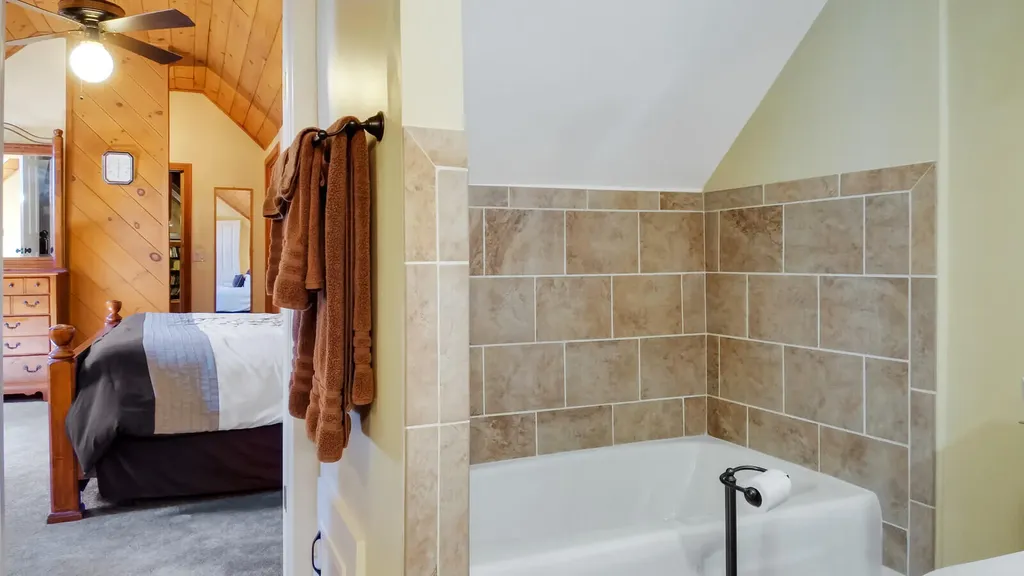 296 Route 202 Greene ME 04236