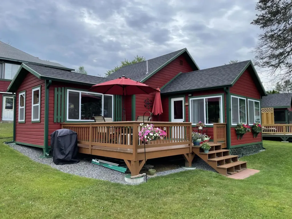 1270 Lakeview Drive China ME 04358