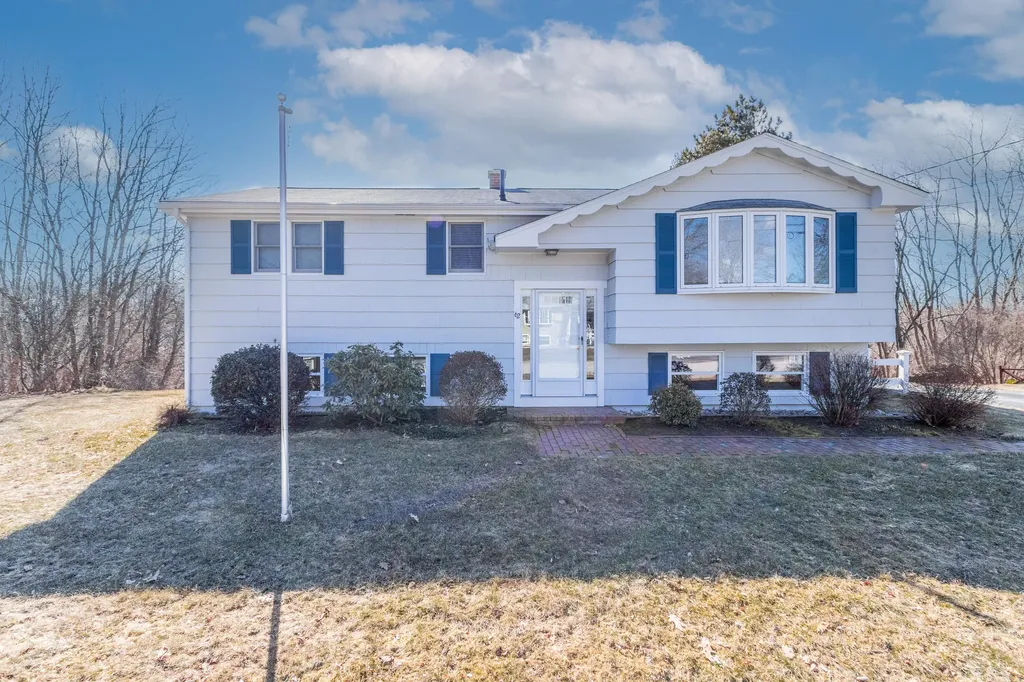 62 Independence Drive Westbrook ME 04092
