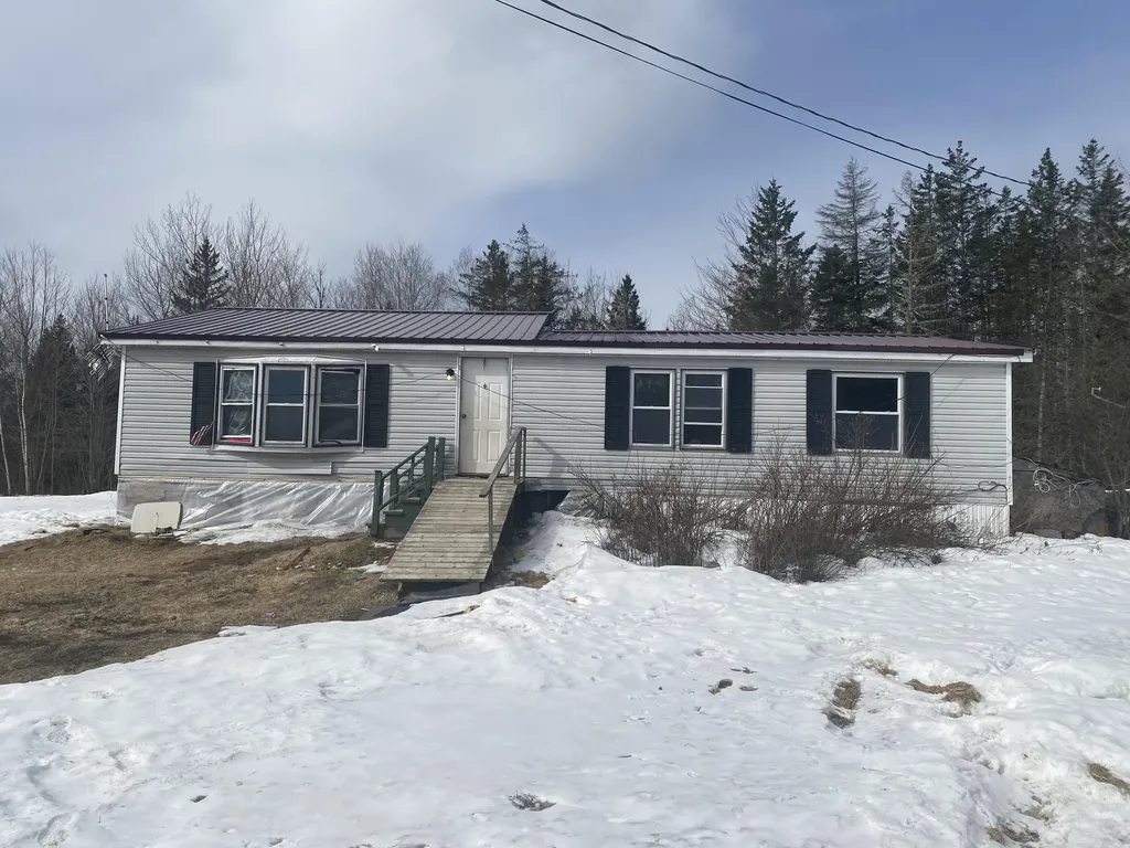 92 Hughes Road Sebec ME 04481