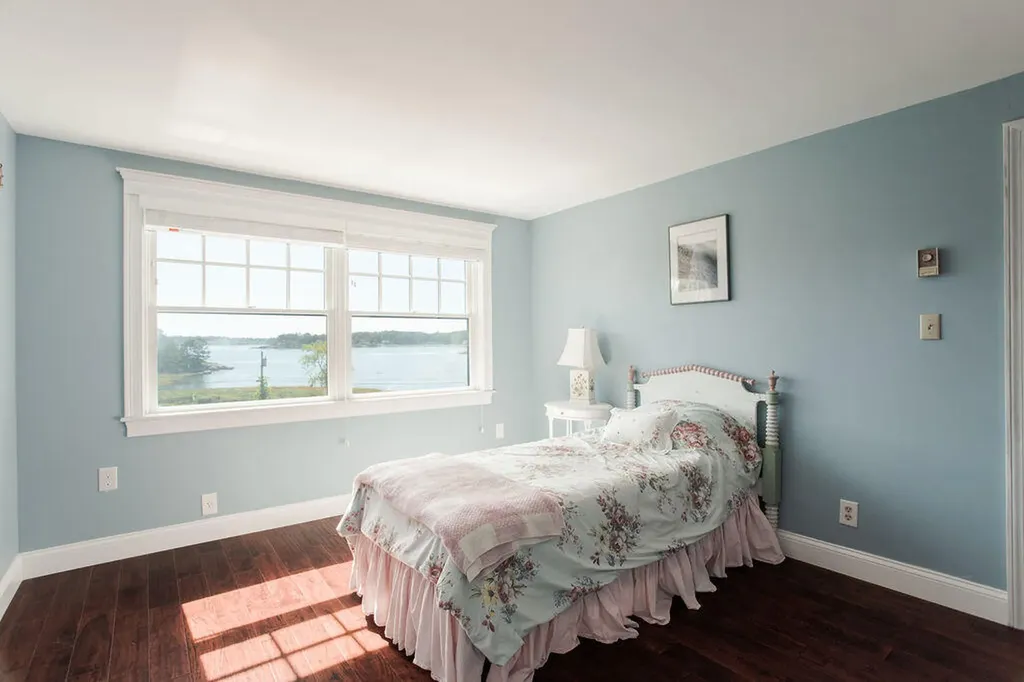 15 Algonac Road York ME 03902