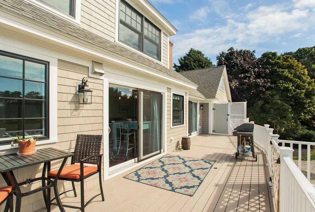 15 Algonac Road York ME 03902