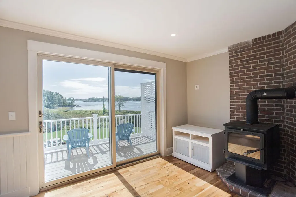 15 Algonac Road York ME 03902