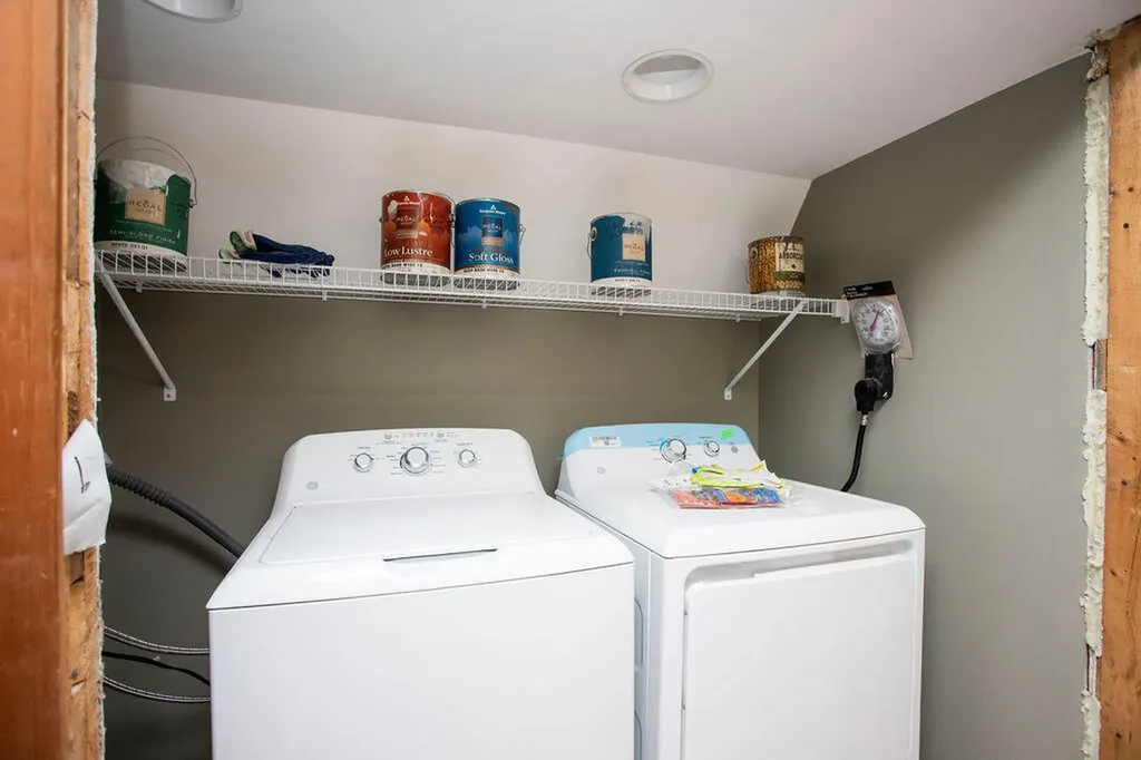 15 Algonac Road York ME 03902