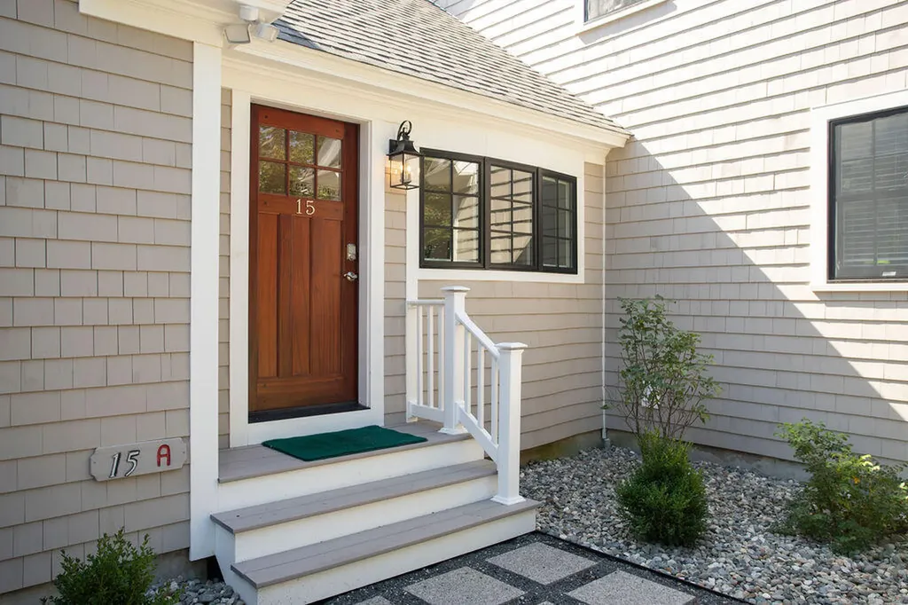 15 Algonac Road York ME 03902