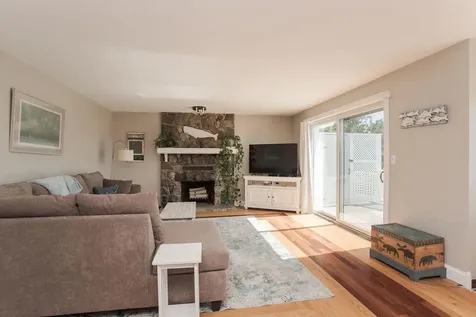15 Algonac Road York ME 03902