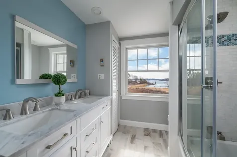 15 Algonac Road York ME 03902