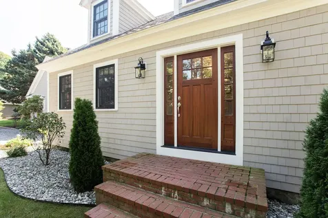 15 Algonac Road York ME 03902