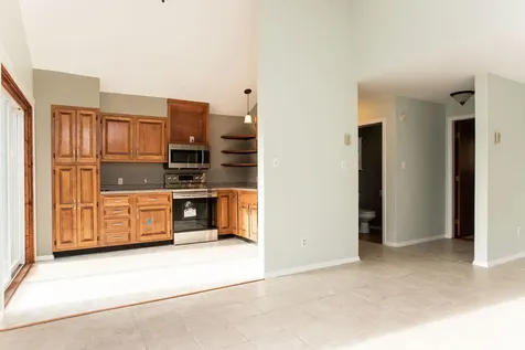 15 Algonac Road York ME 03902