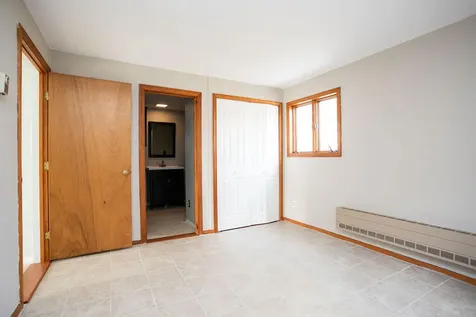15 Algonac Road York ME 03902