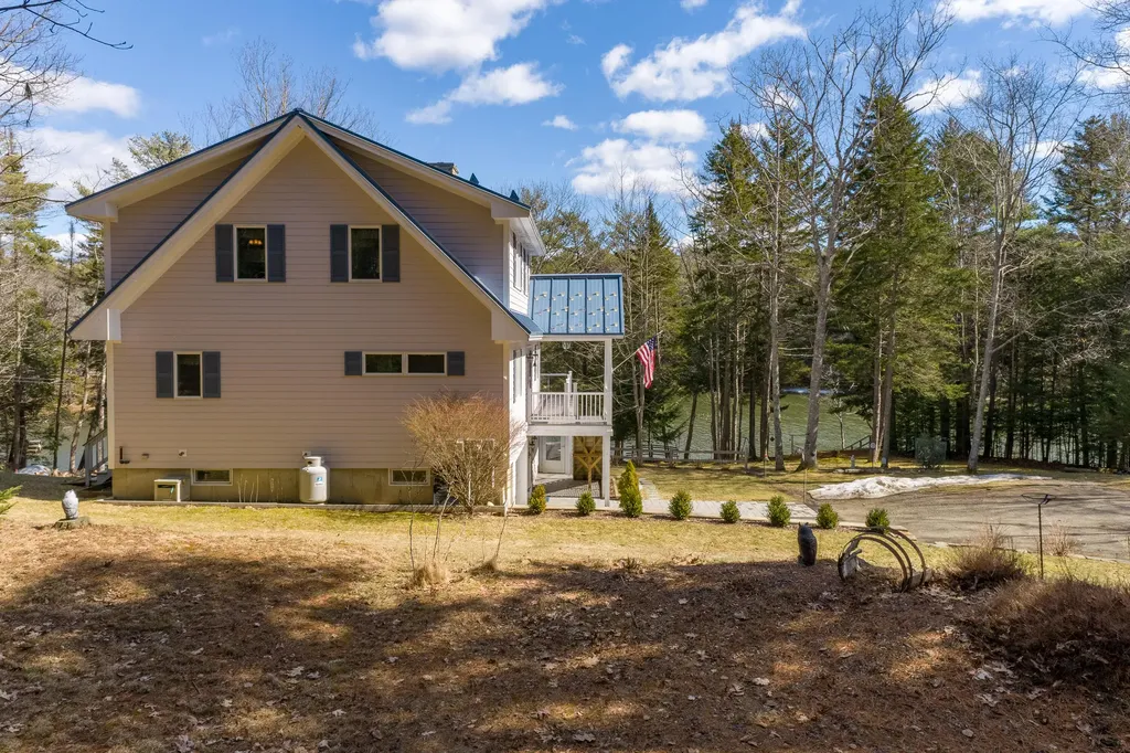 84 Whistlers Cove Road West Bath ME 04530