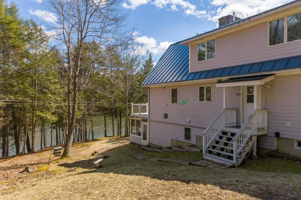 84 Whistlers Cove Road West Bath ME 04530