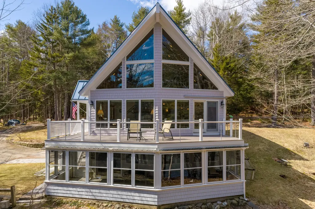 84 Whistlers Cove Road West Bath ME 04530