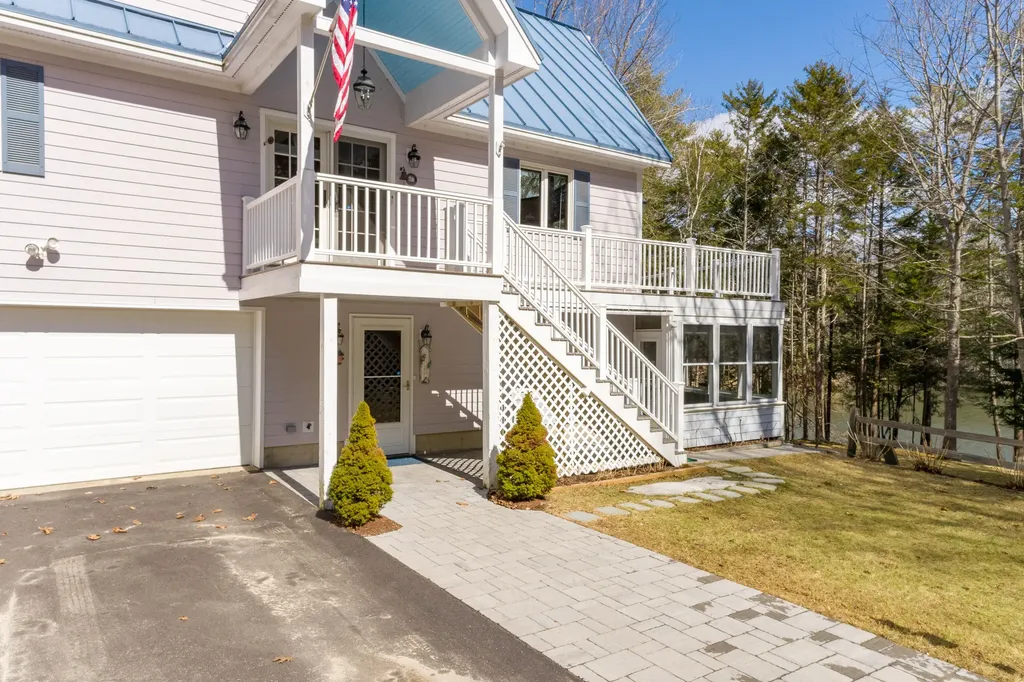 84 Whistlers Cove Road West Bath ME 04530