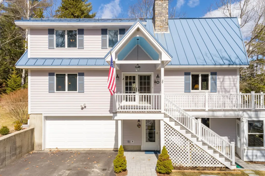 84 Whistlers Cove Road West Bath ME 04530