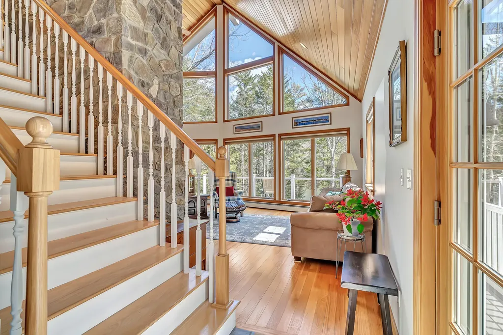 84 Whistlers Cove Road West Bath ME 04530
