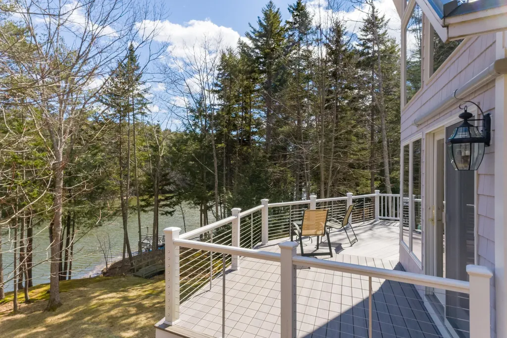 84 Whistlers Cove Road West Bath ME 04530