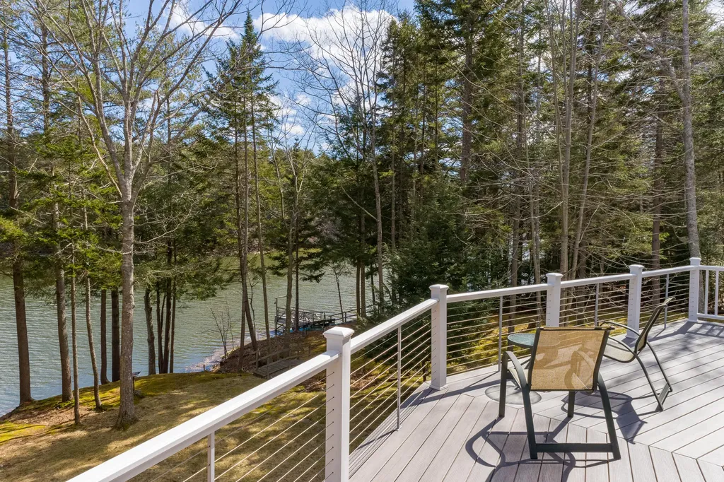 84 Whistlers Cove Road West Bath ME 04530