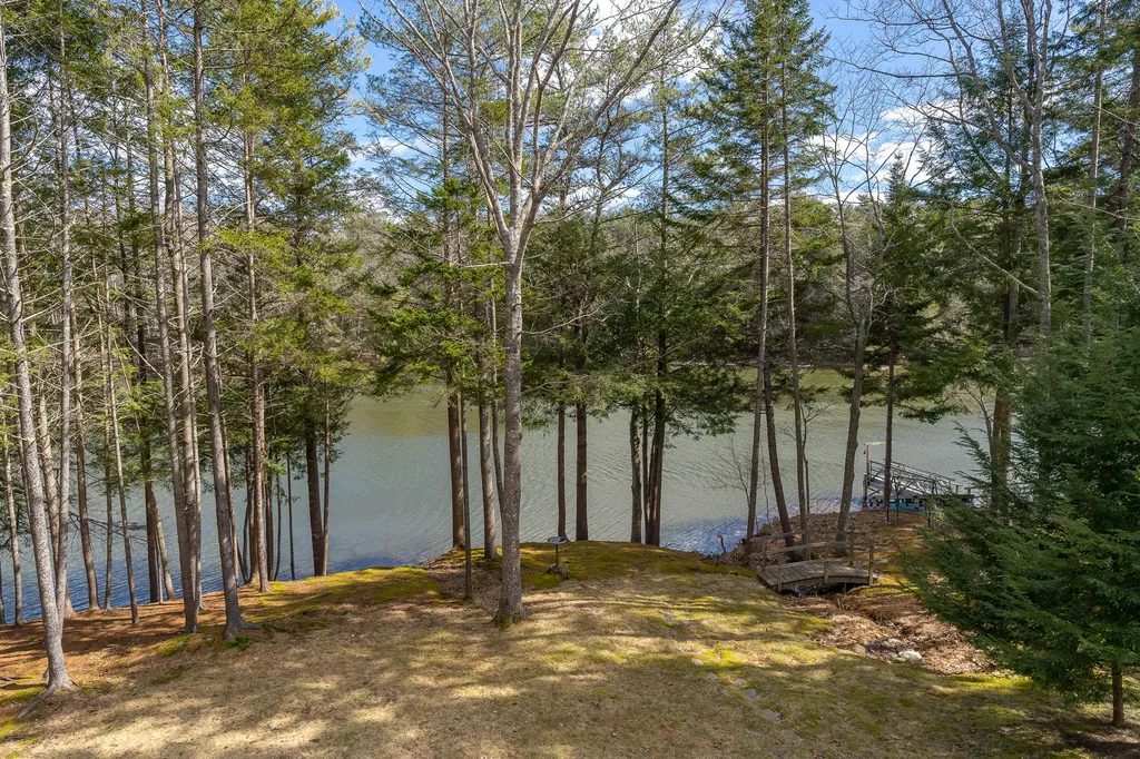 84 Whistlers Cove Road West Bath ME 04530
