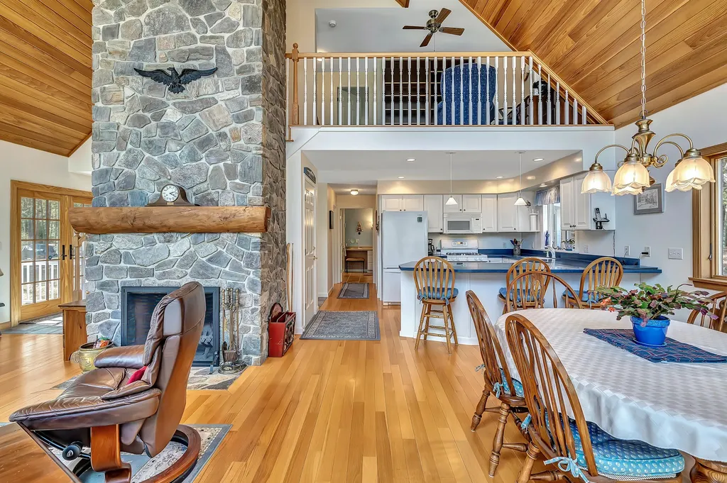 84 Whistlers Cove Road West Bath ME 04530