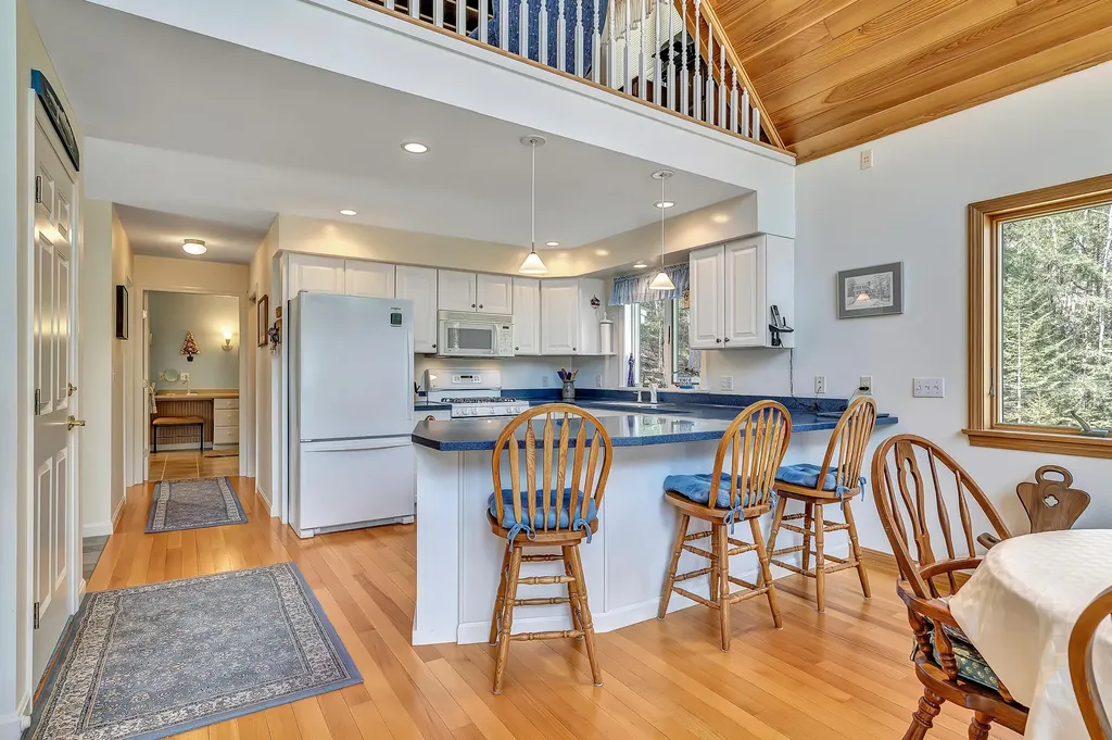 84 Whistlers Cove Road West Bath ME 04530