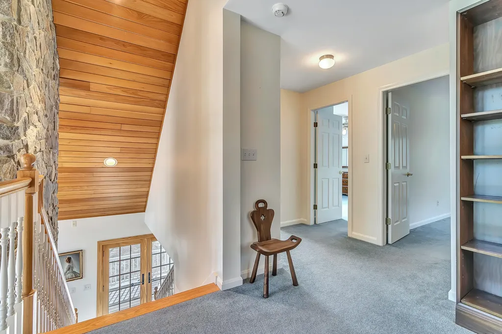 84 Whistlers Cove Road West Bath ME 04530