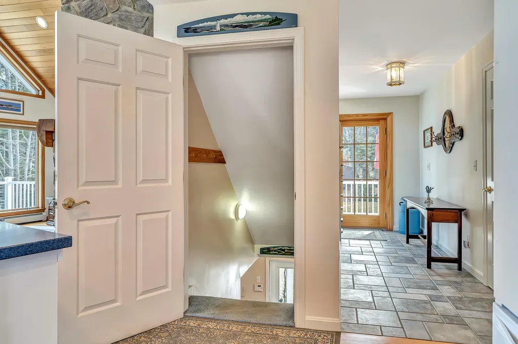 84 Whistlers Cove Road West Bath ME 04530