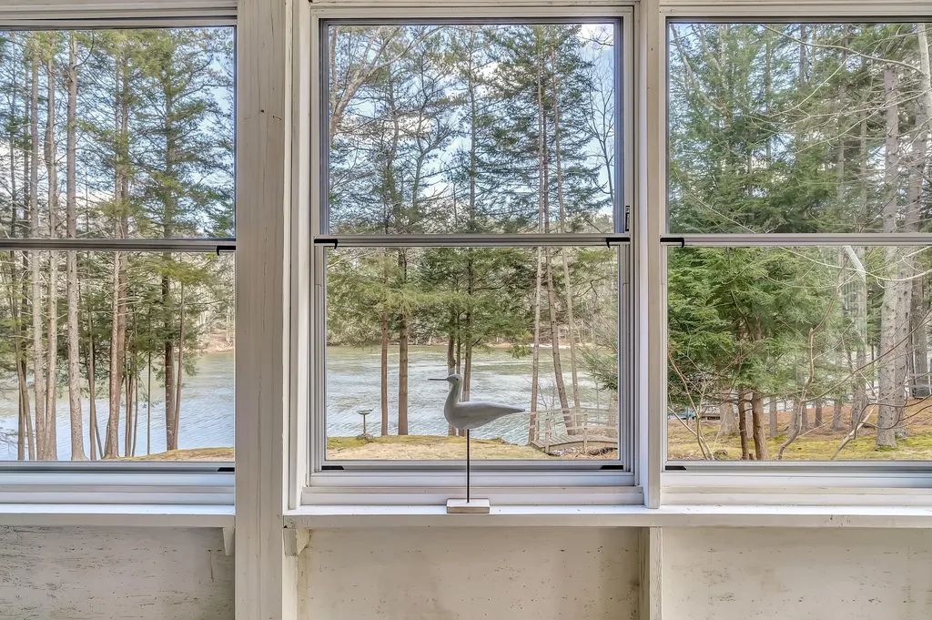 84 Whistlers Cove Road West Bath ME 04530